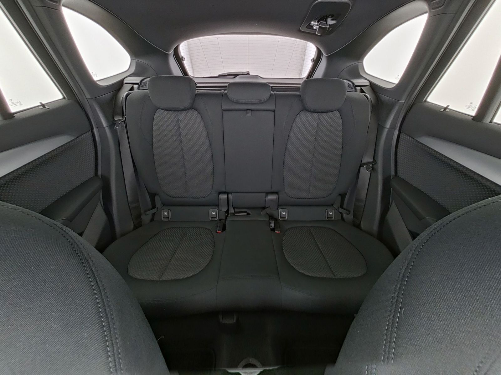 BMW X1 Advantage Tempomat|Navi|CarPlay|Klimaautomati foto 18