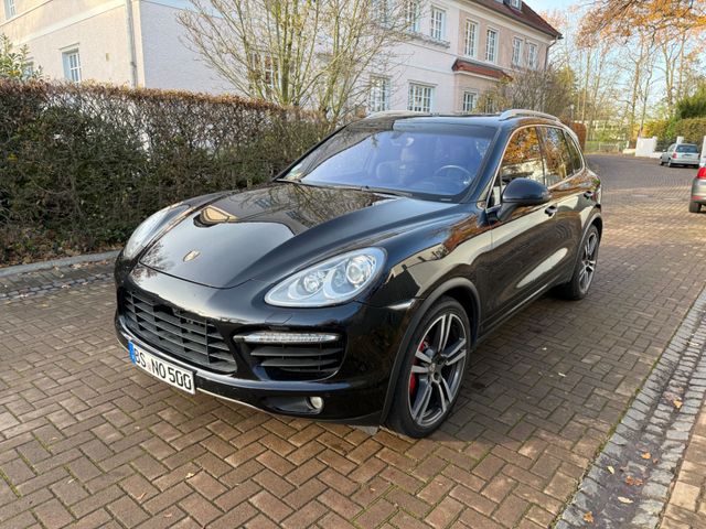 Porsche Cayenne Turbo BURMESTER ACC Scheckheft 18 Wege