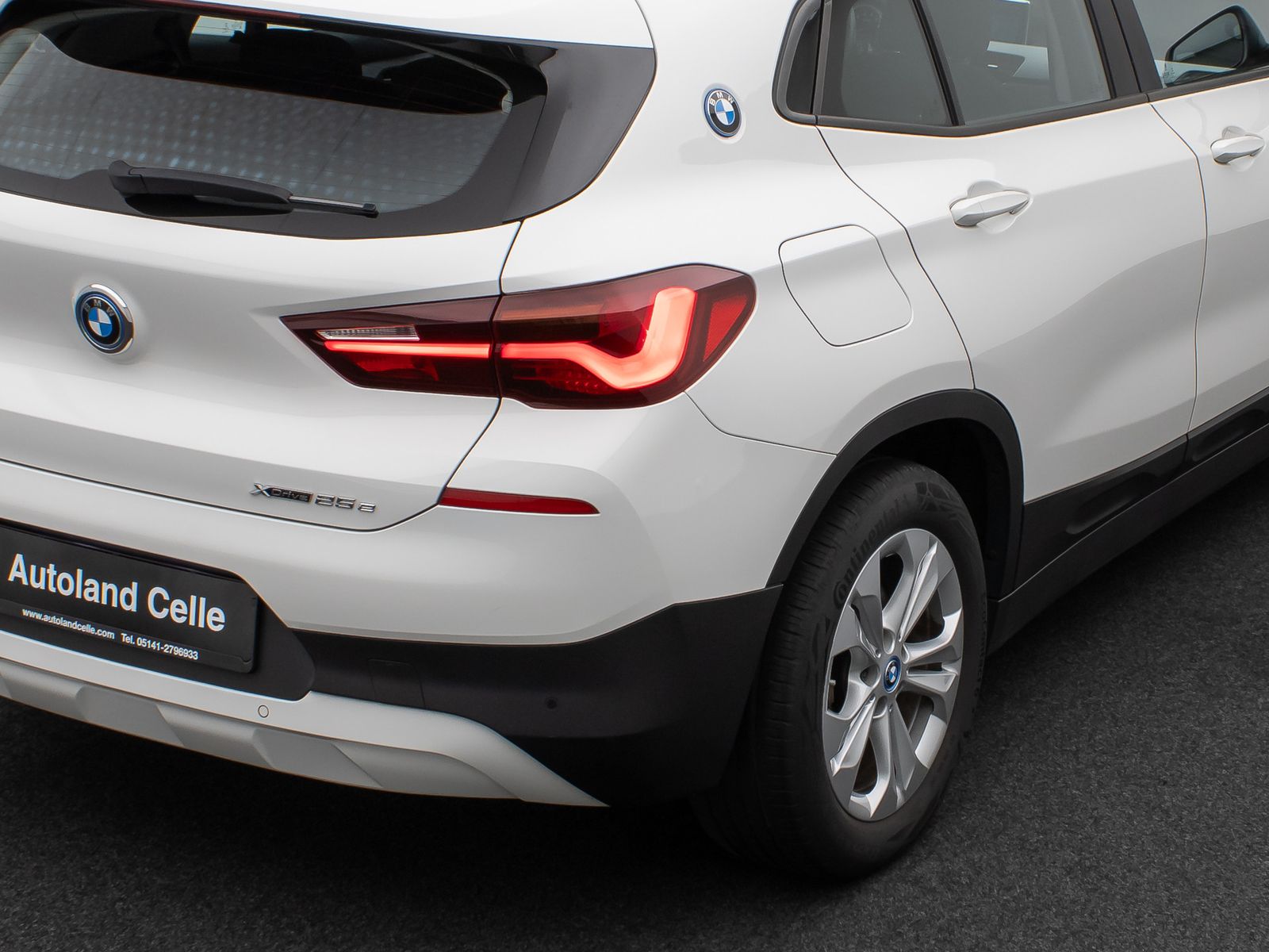 Fahrzeugabbildung BMW X2 xD25e Parkassist DAB Lordos Geschwindigkeitsr