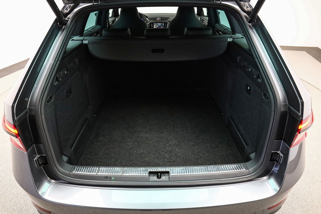 Skoda Superb - Bild 25