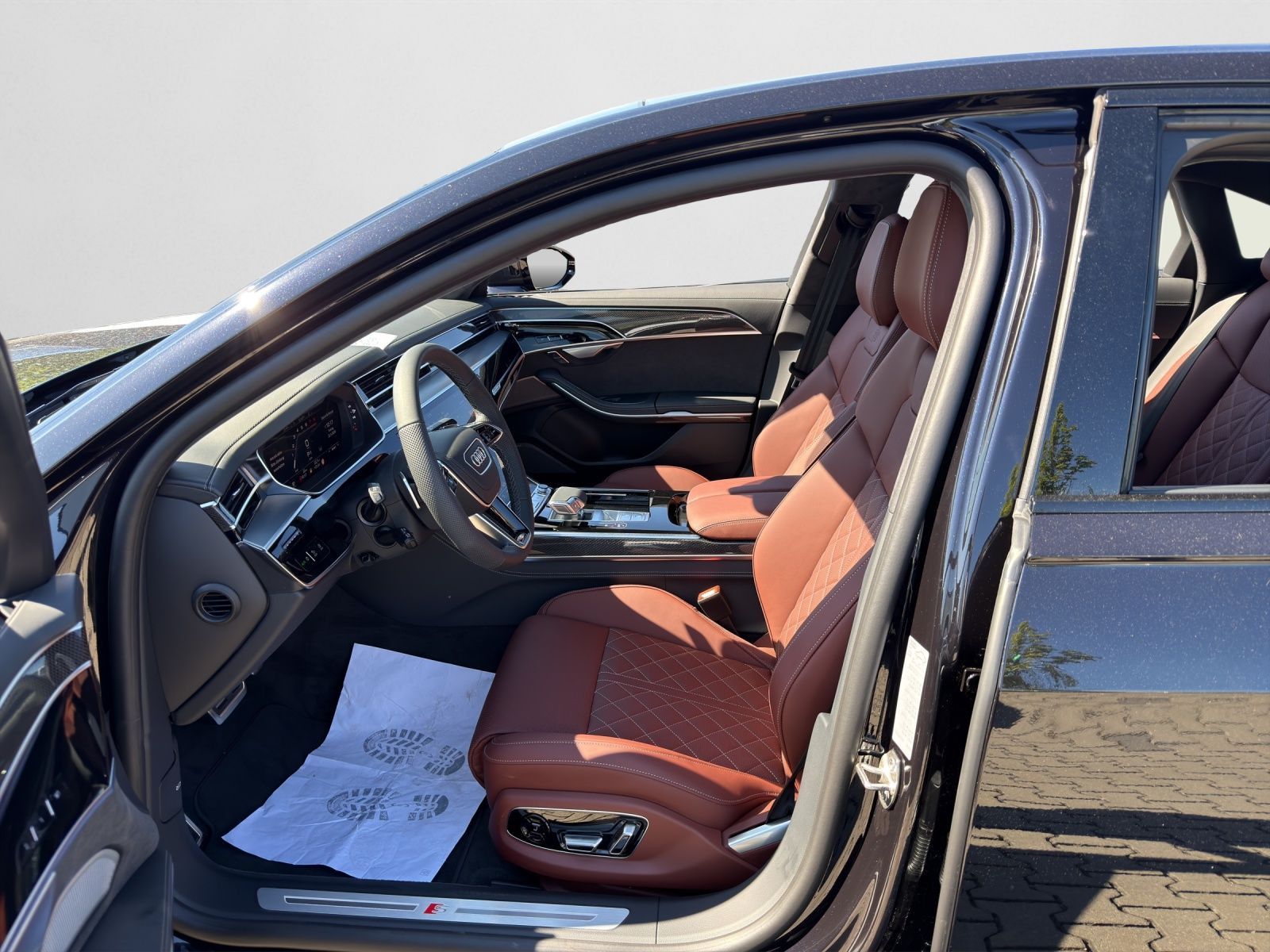 Audi S8 - Bild 14