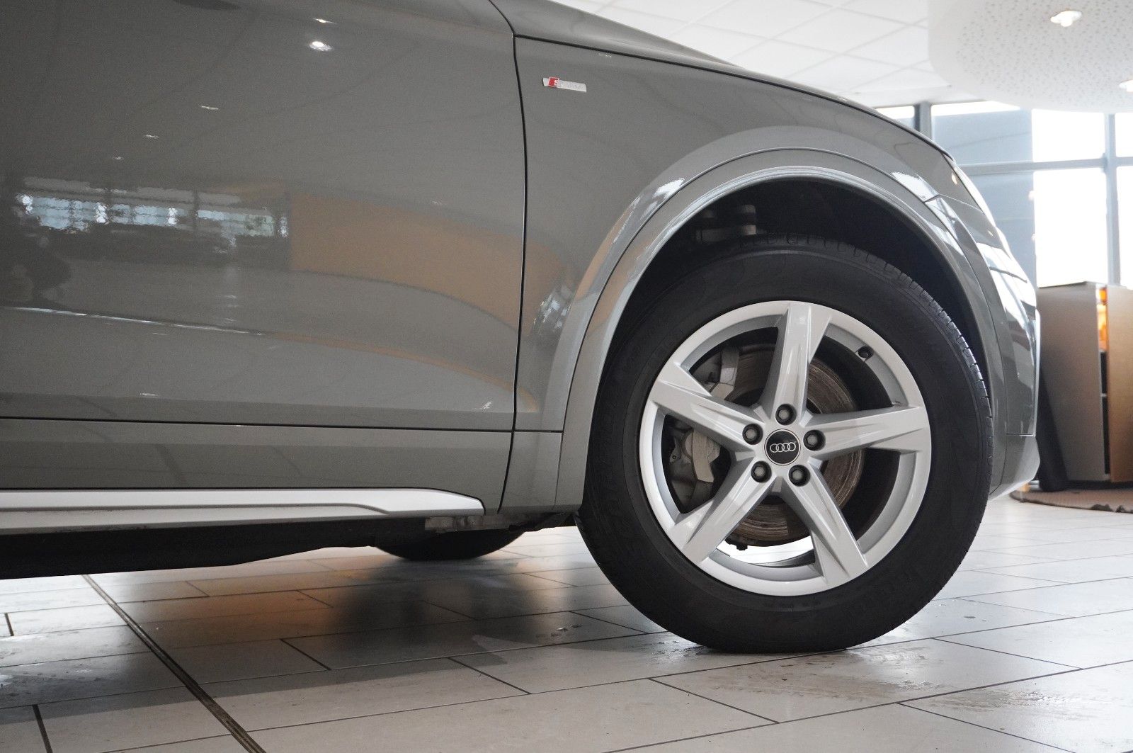 Fahrzeugabbildung Audi Q5 Sportback 35 TDI S-LINE NAVI/LED/SPORT/VIRT.