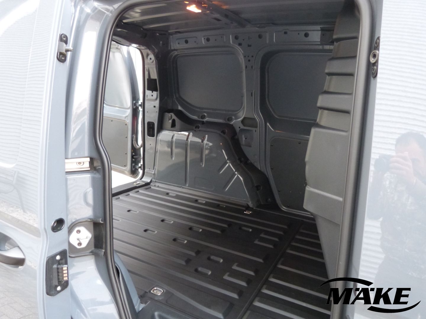 Caddy Cargo 2.0 TDI DSG EcoProfi, Kasten, AHK, L