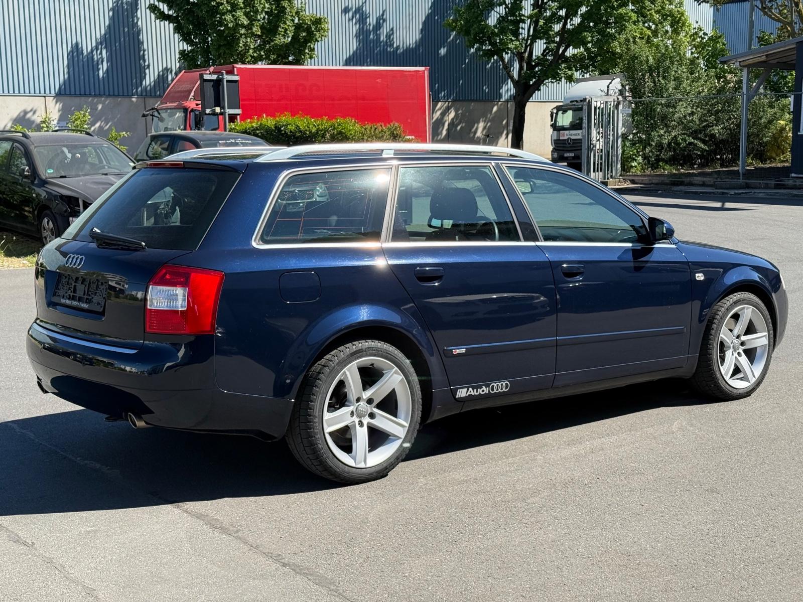 Audi A4 2004 — photo 6