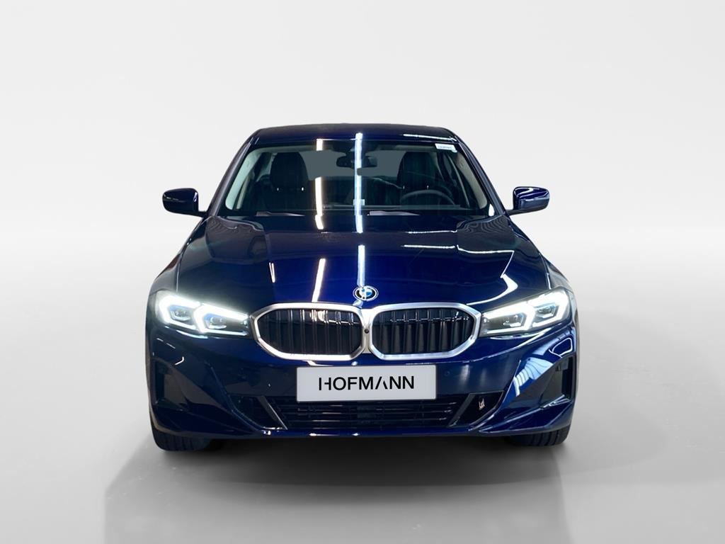 BMW 320i Aut. Adapt. LED Individual Inno Memory 360° foto 2