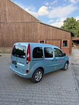 Renault Kangoo Automatik Hebehilfe für Rollstuhl/Rolator - gebrauchte Renault Kangoo aus dem Jahr 2010
