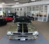 Ford Mustang Coupe V8 A Code Automatik - Ford mit Benzin-Antrieb