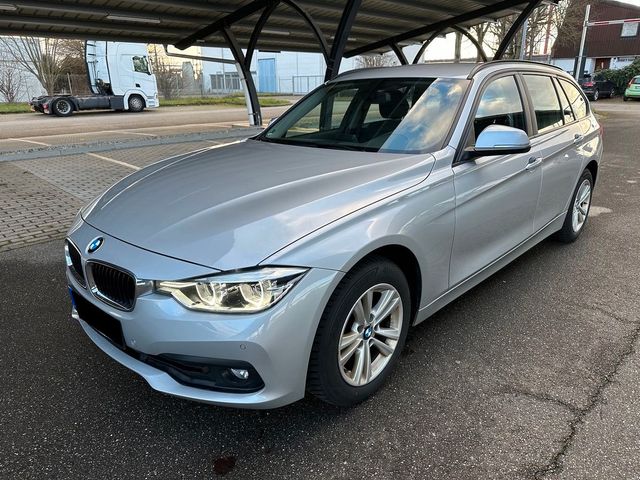 BMW 320d Touring AUTOMATIK LED PDC SITZHEIZUNG