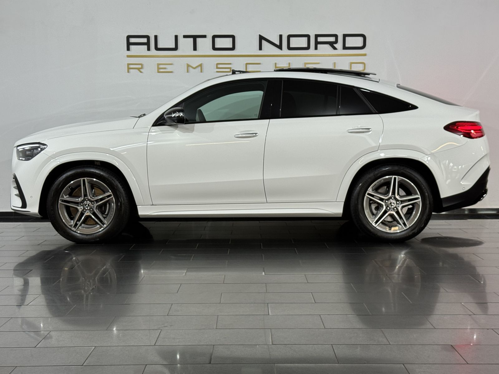 Mercedes-Benz GLE 300 d Coupe 4M AMG Line Pano 360°Cam Night foto 12