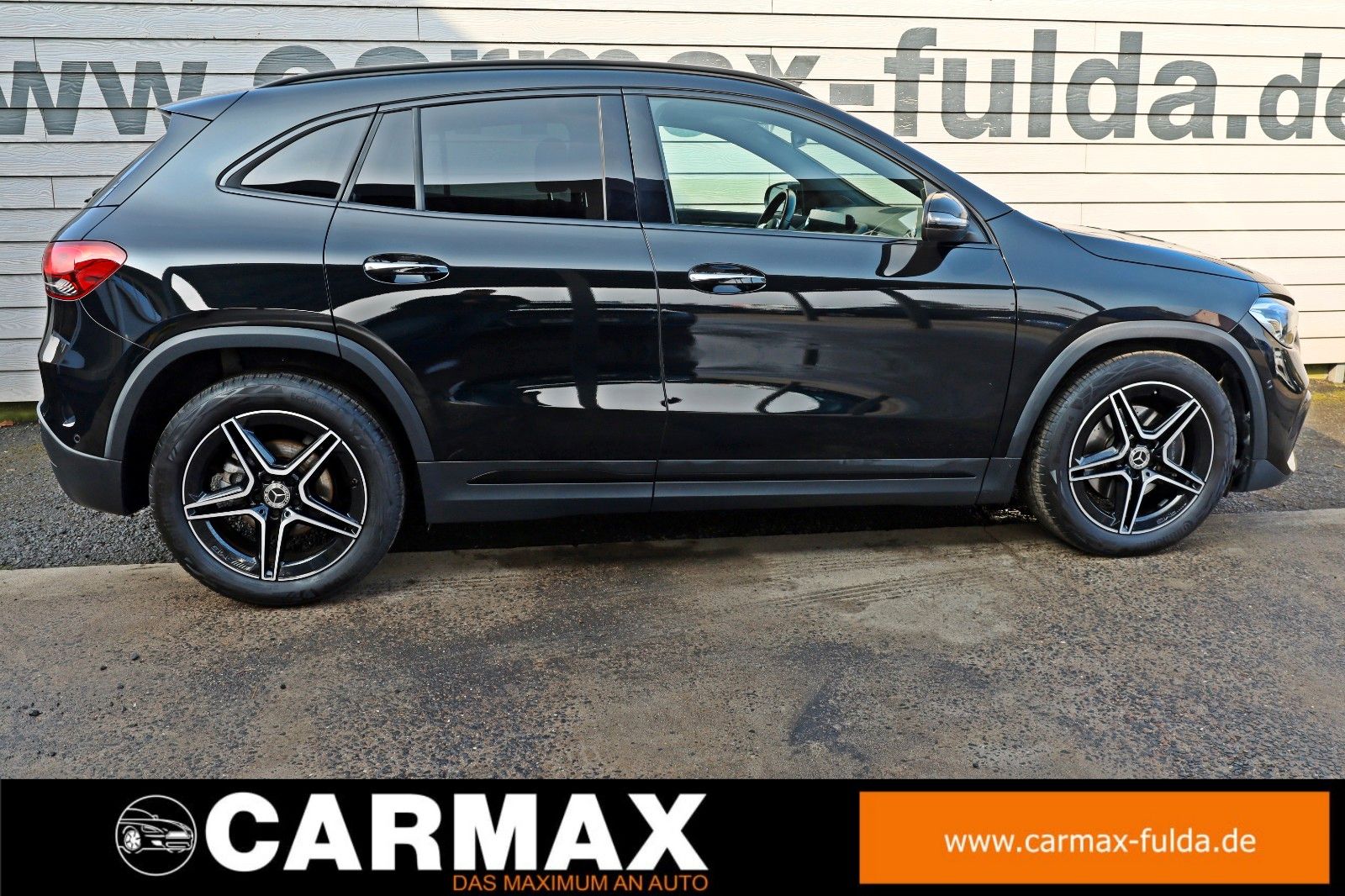 Fahrzeugabbildung Mercedes-Benz GLA 200 AMG, Automatik,Navi,Leder,LED,SHZ