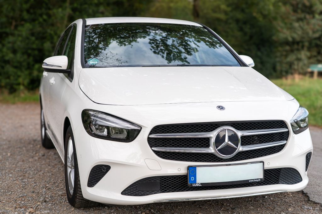 Image of Mercedes-Benz B 180