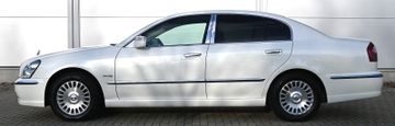 Nissan President (PGF50) – Bild 1