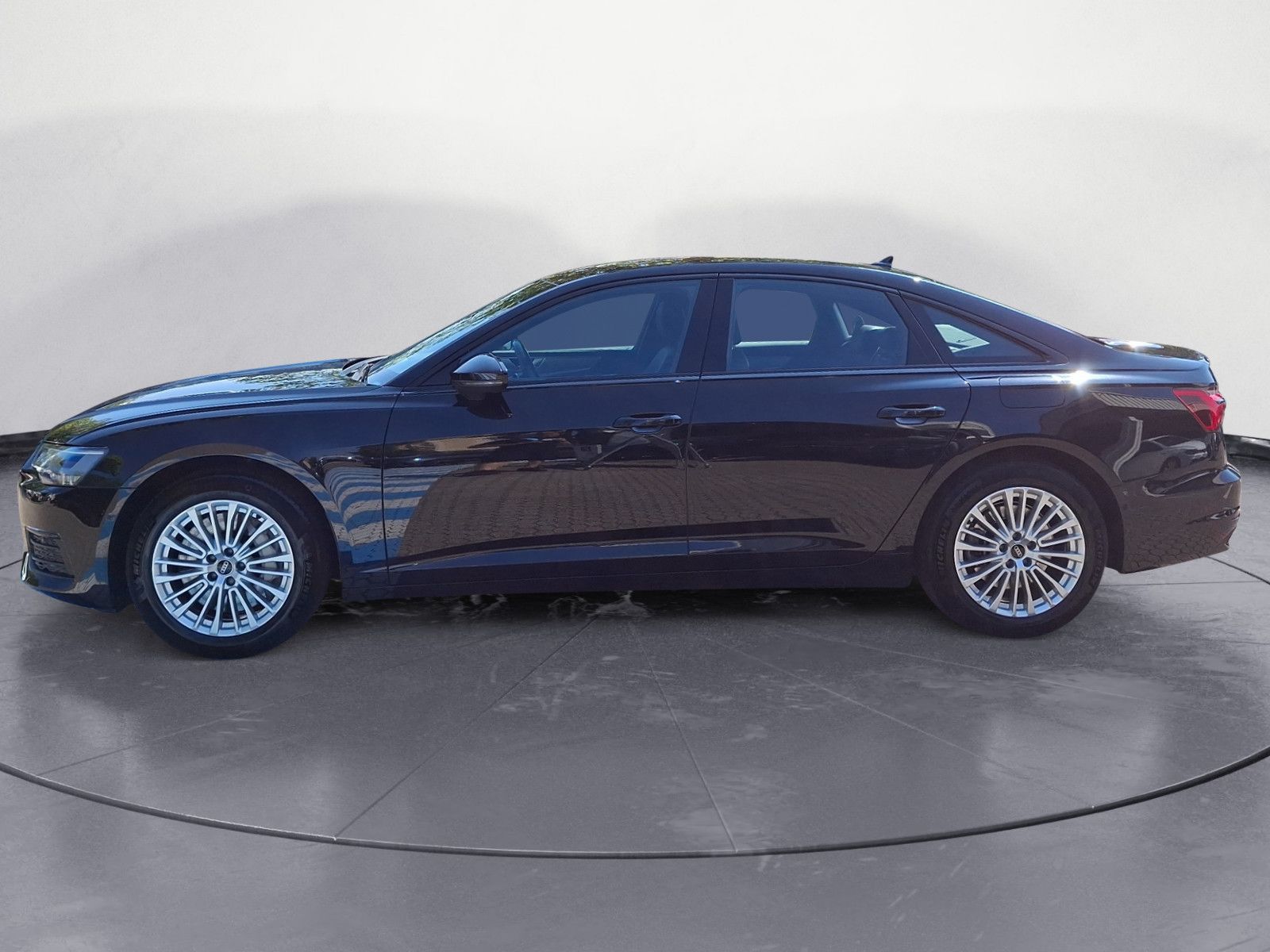 Audi A6 Limousine design 50 TFSI e imagem 3