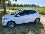 Mazda 2 38000 km zu verkaufen-> Automatik - Mazda 2 in Stuttgart