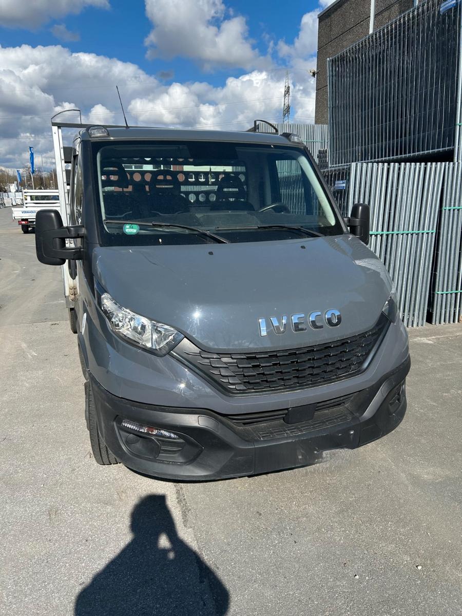 Iveco Daily Fahrgestell Einzelkabine 35 C ... Radstand