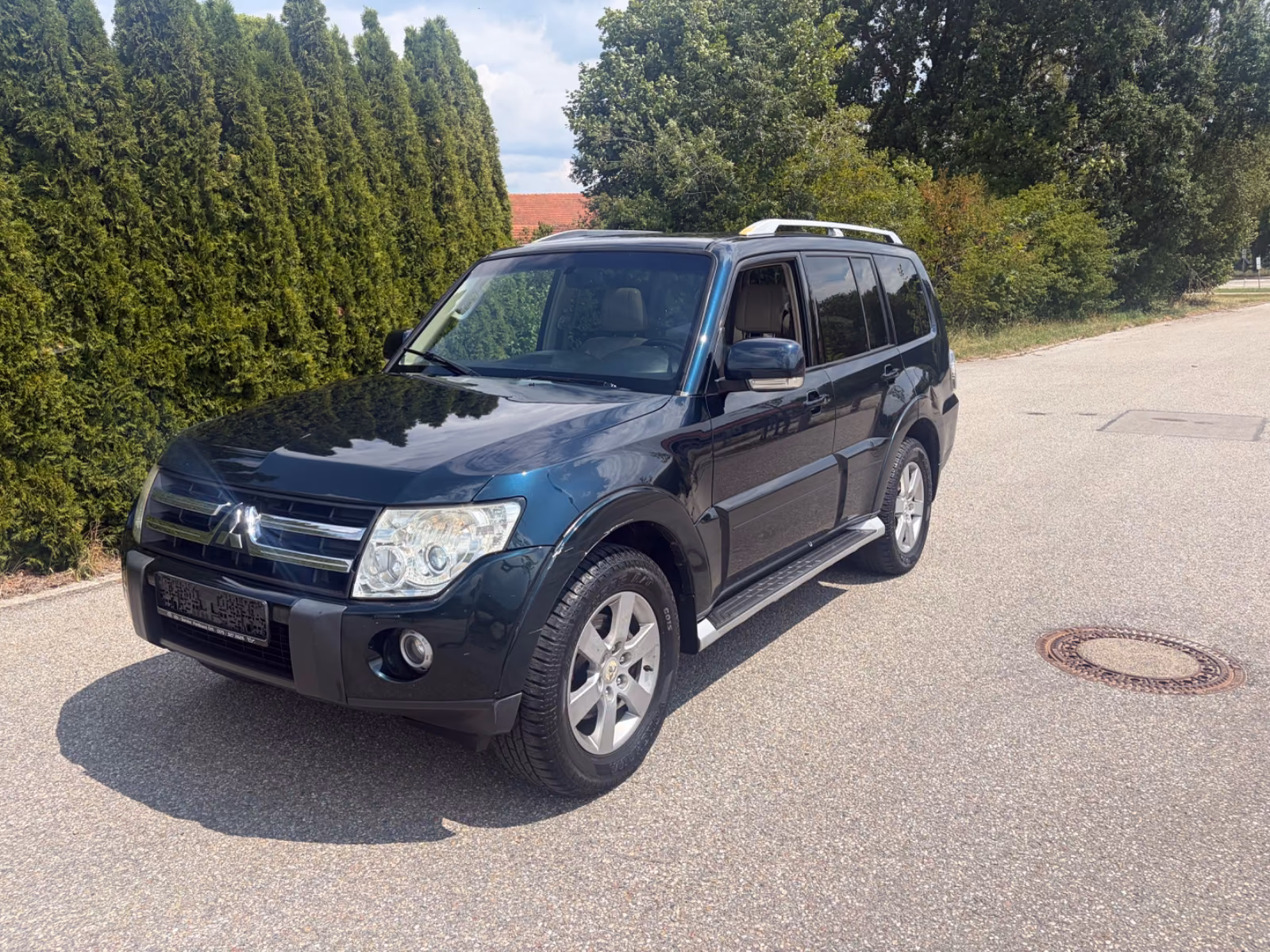 Mitsubishi Pajero 2007 — rear view