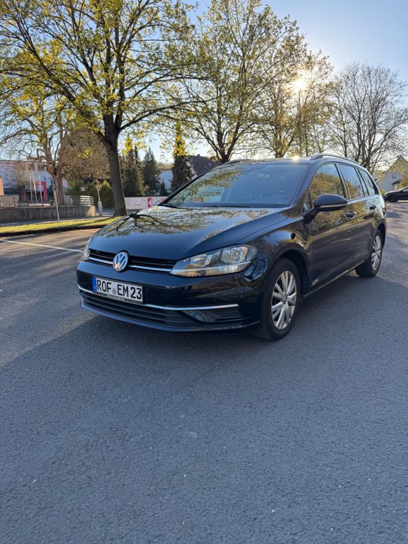 Image of Volkswagen Golf
