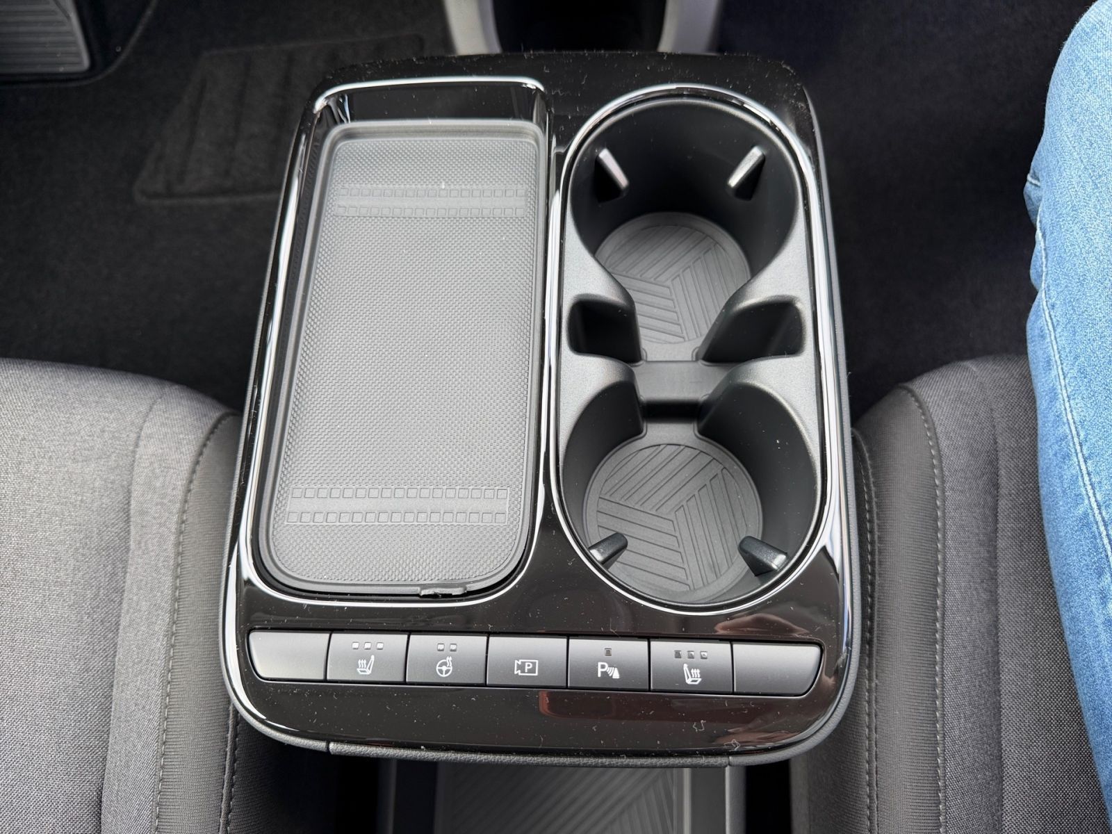 Fahrzeugabbildung Hyundai IONIQ 5 Elektro 63 kWh Wärmepumpe