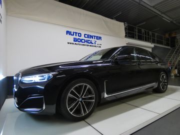 BMW 745 - 12