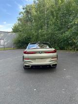 BMW X6 M60 M60i - aus 2024 - black Premium - schwarze BMW X6 M60