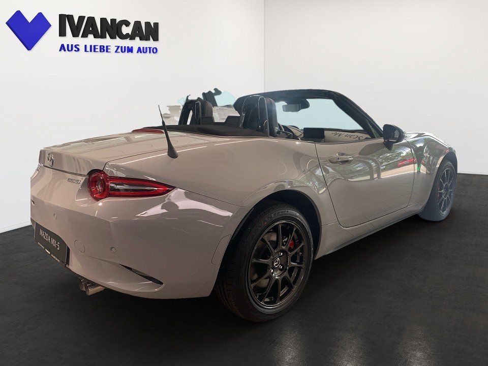 Fahrzeugabbildung Mazda MX-5 1.5i 132PS Homura