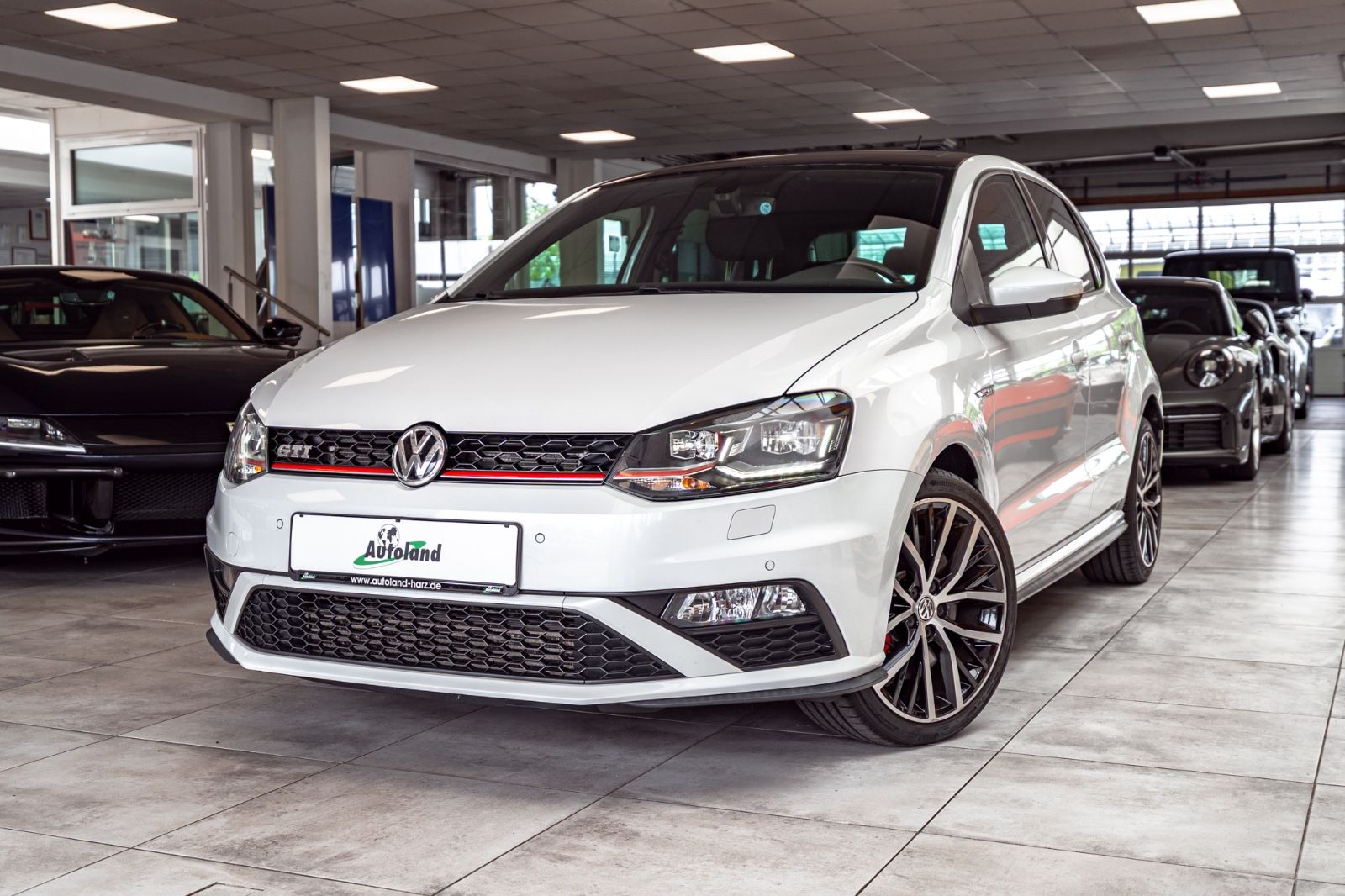 Volkswagen Polo GTI 1.8 TSI 192ch - 1 ère main - Toit ouvrant panoramique - Châssis sport select - Carnet entretien