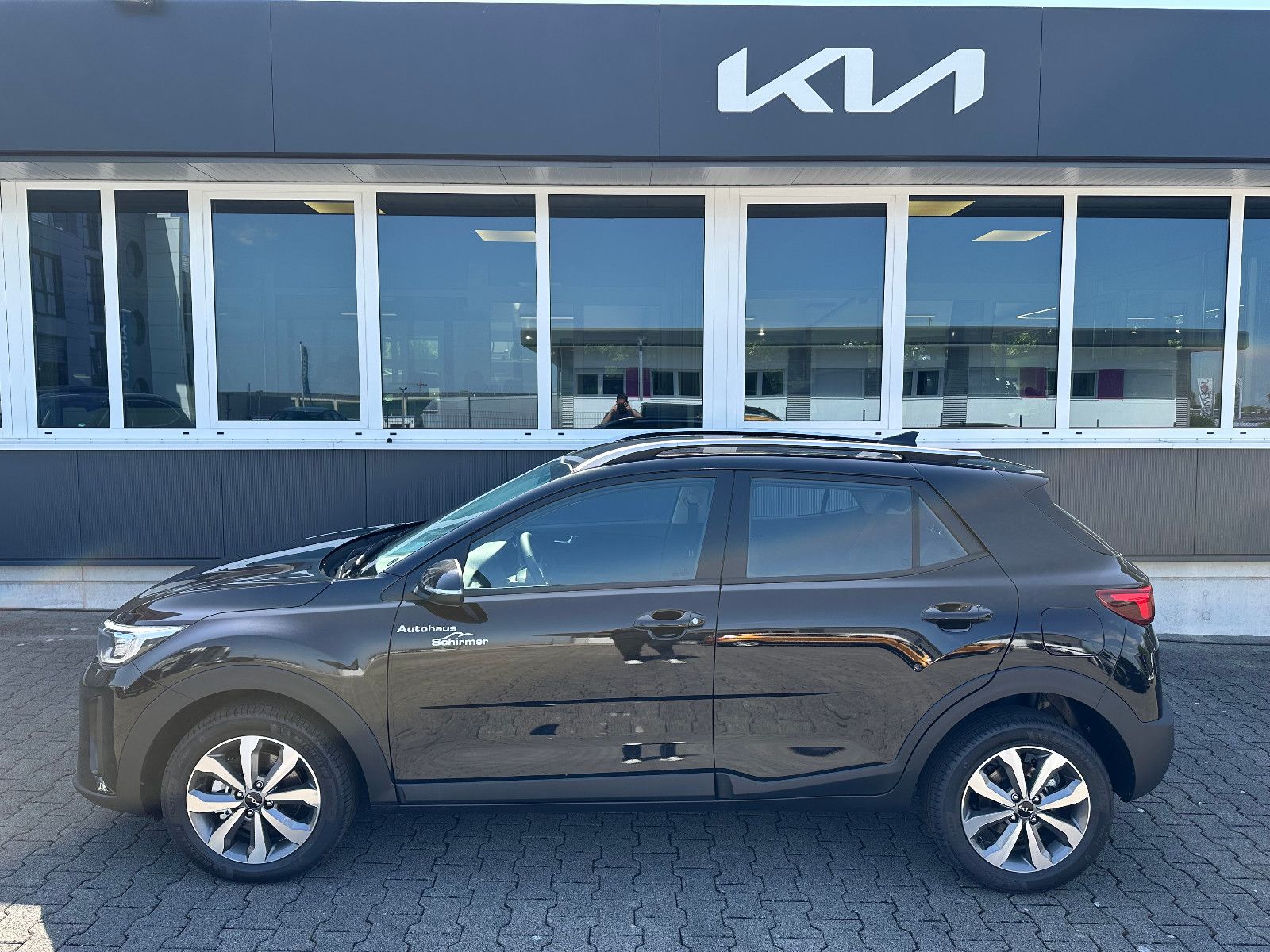 Fahrzeugabbildung Kia Stonic 1.0T MT 100 VISION  NAVI SITZHZG.