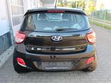 Hyundai i10 FIFA World Cup Edition 1.0 NSW SHZ Tempomat - Hyundai i10 mit Benzin-Antrieb: Kleinwagen, mit Klimaanlage