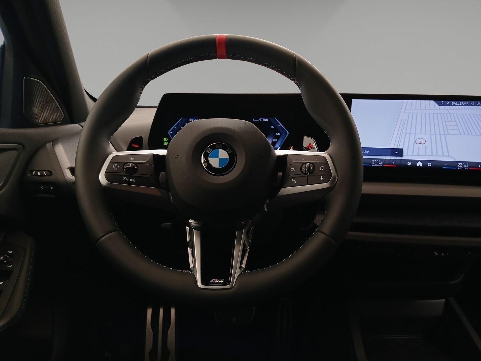 BMW M135 xDrive LED Navi HiFi h/k Komf-Zug. Kamera