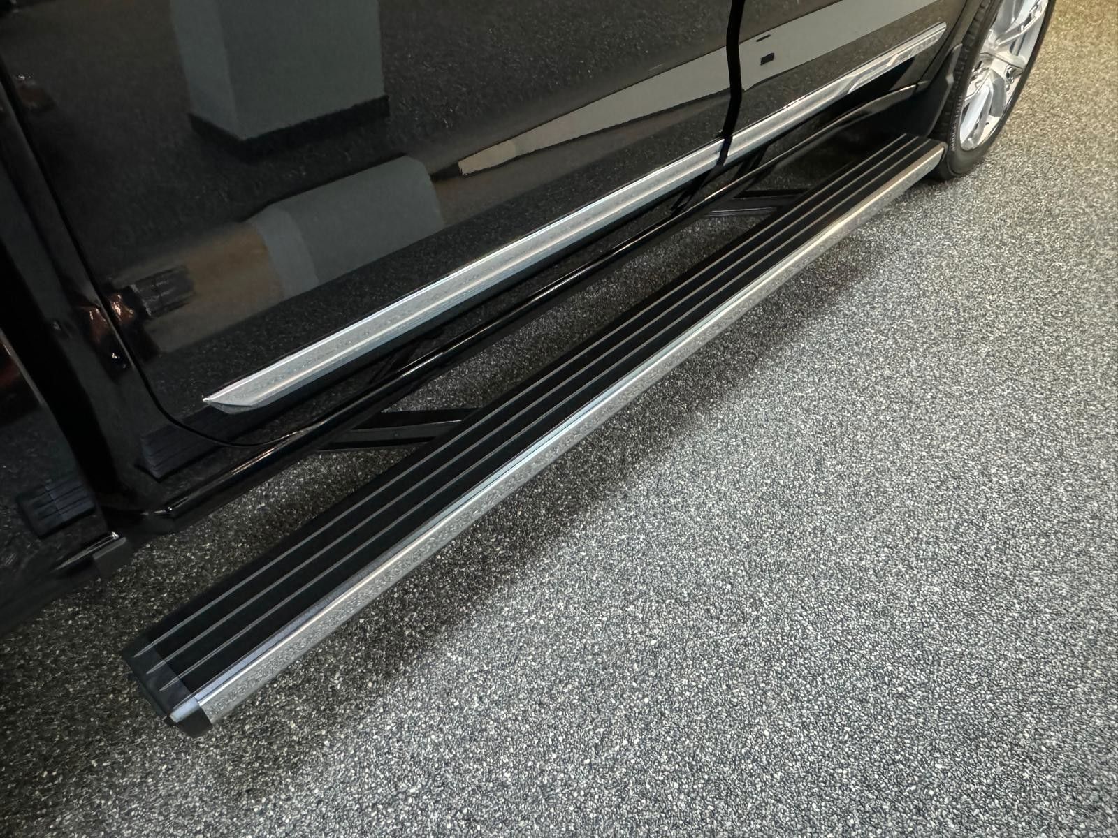 Fahrzeugabbildung Chevrolet 2026 SILVERADO DURAMAX DIESEL 4x4 HIGH COUNTRY