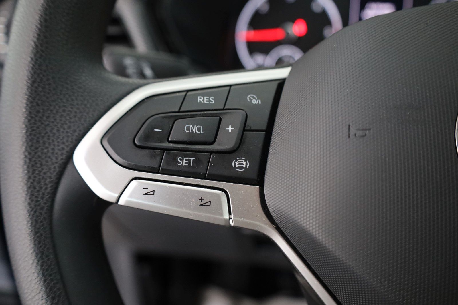 Fahrzeugabbildung Volkswagen T-Cross Life Navi,PDC,AHK, Auspark-Assistent