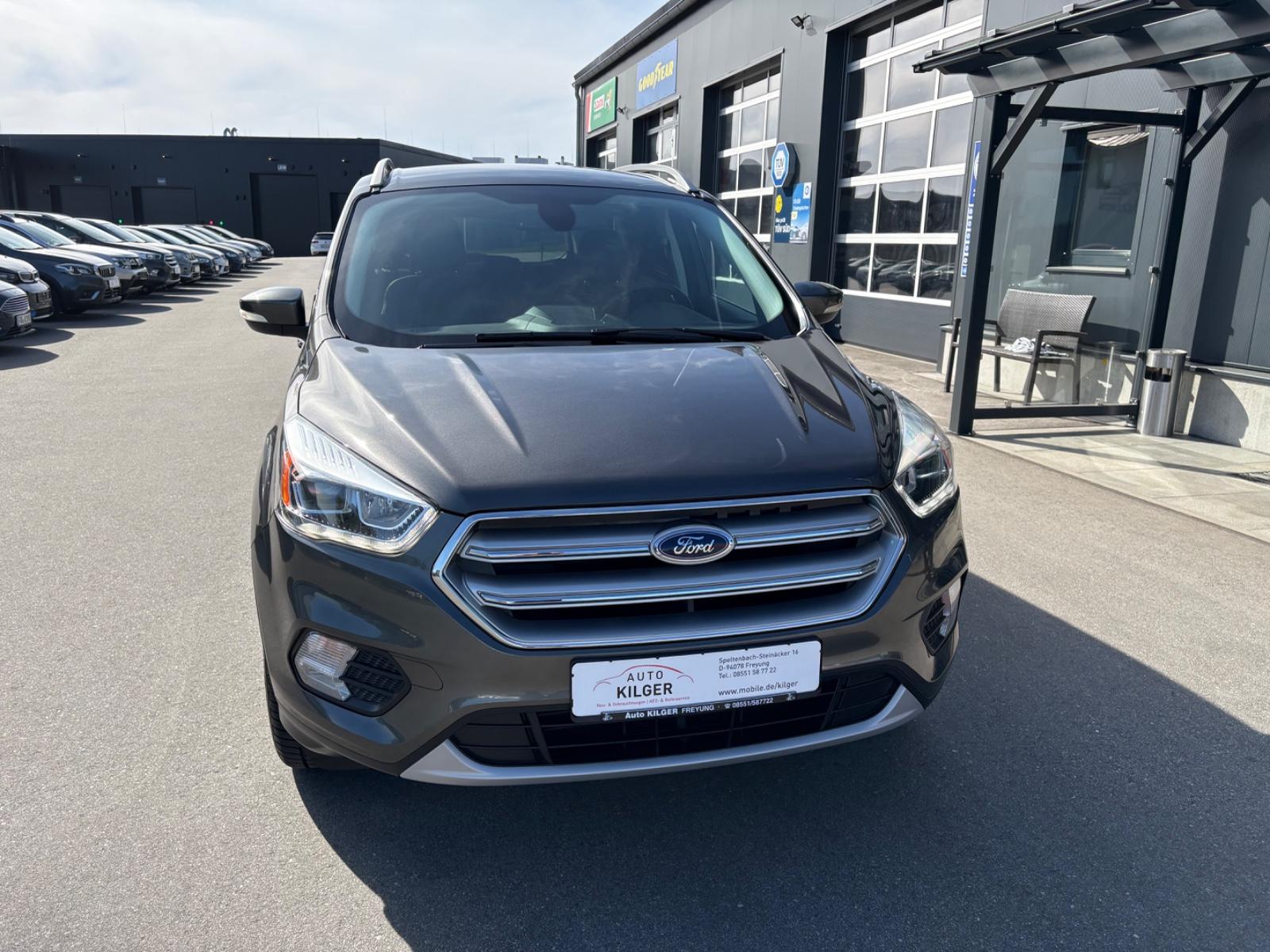 Ford Kuga Titanium 2.0 TDCI 4x4 / AHK*nur 56.000km*