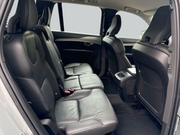 Volvo XC90 - 10