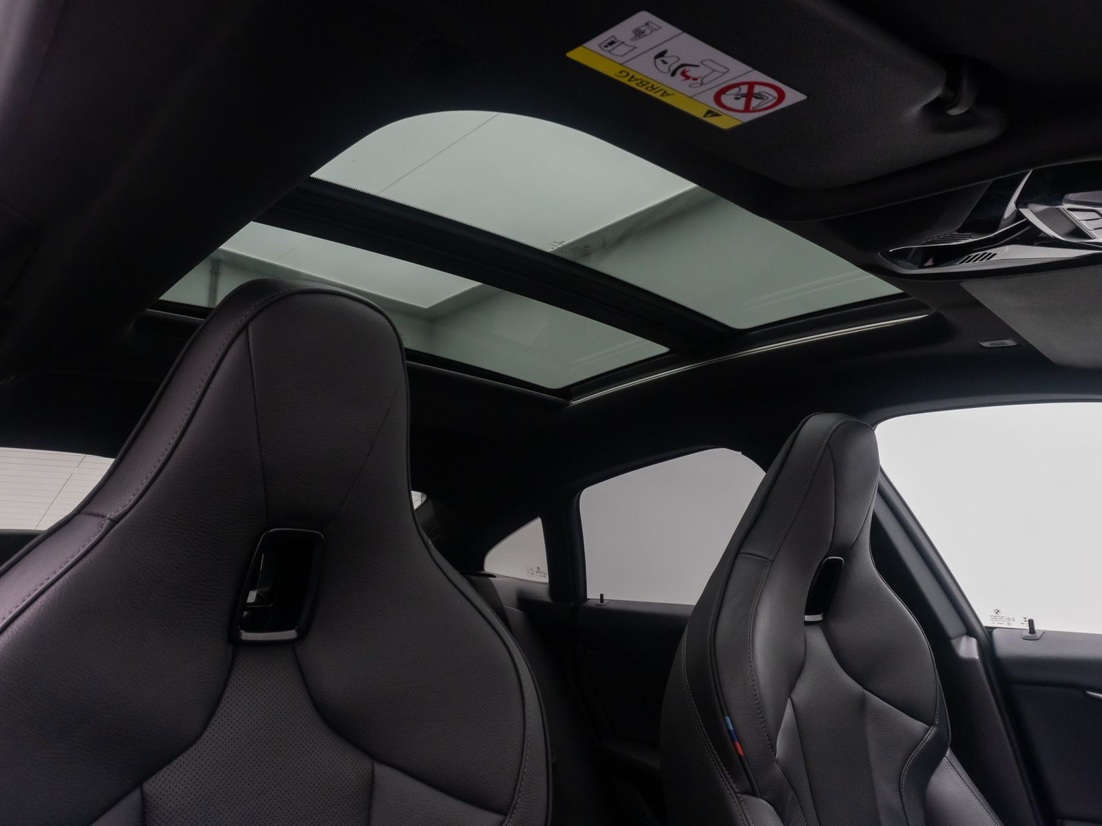 Fahrzeugabbildung BMW M235i xD GranCoupé DAB H/K Panorama Leder 19Zoll