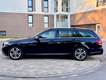 Mercedes E 220 - 8
