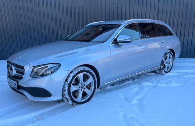 Mercedes-Benz E 400 E -Klasse T-Modell E 400 4Matic/HEAD UP