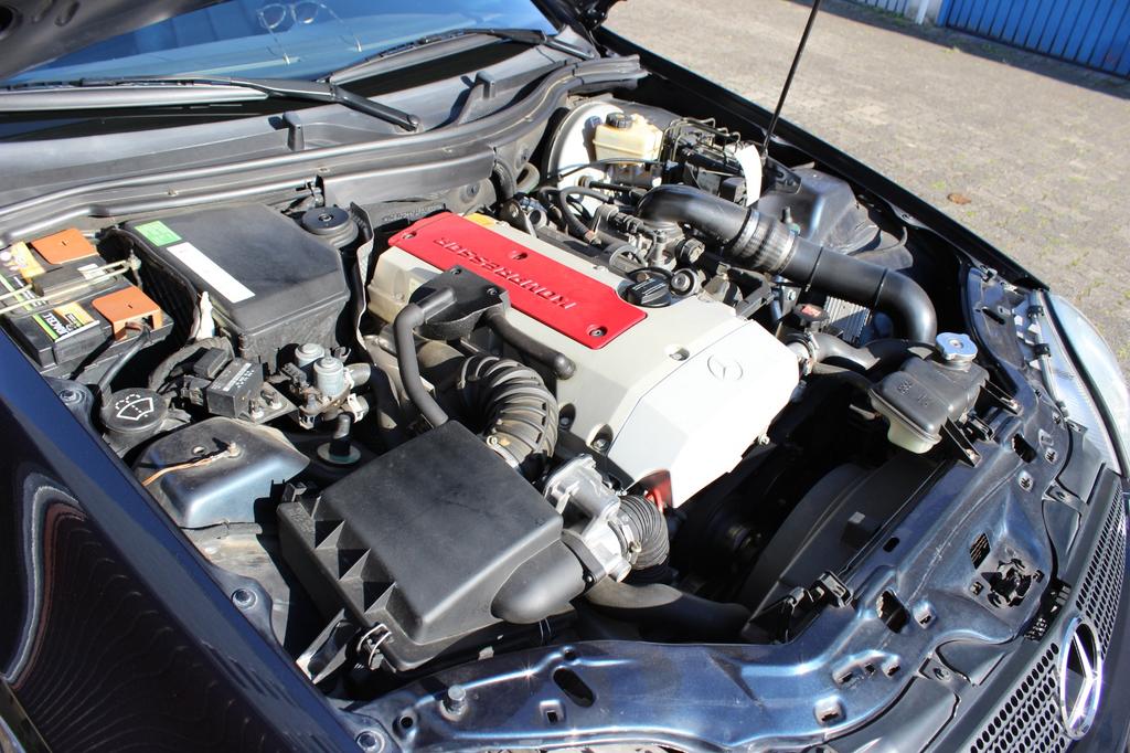 Mercedes-Benz SLK 230