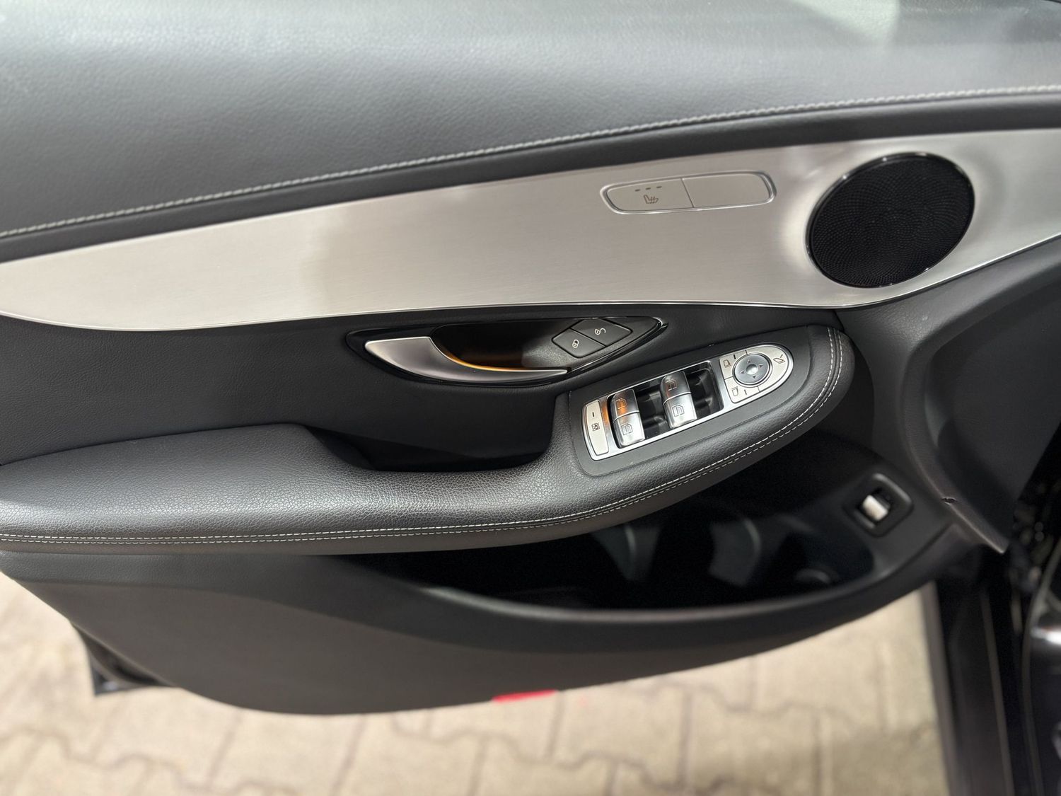 Fahrzeugabbildung Mercedes-Benz GLC 400 d 4Matic AMG#Kamera#ACC#Spur#LED