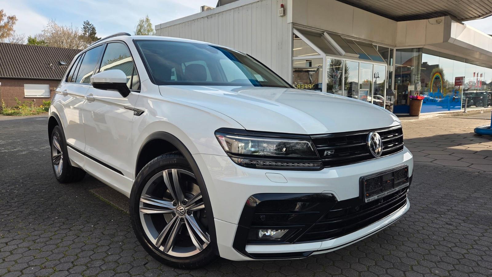 Volkswagen Tiguan"R-LINE"4X4-PANO+LEDER+STANDHZ+KAM+LED+19"