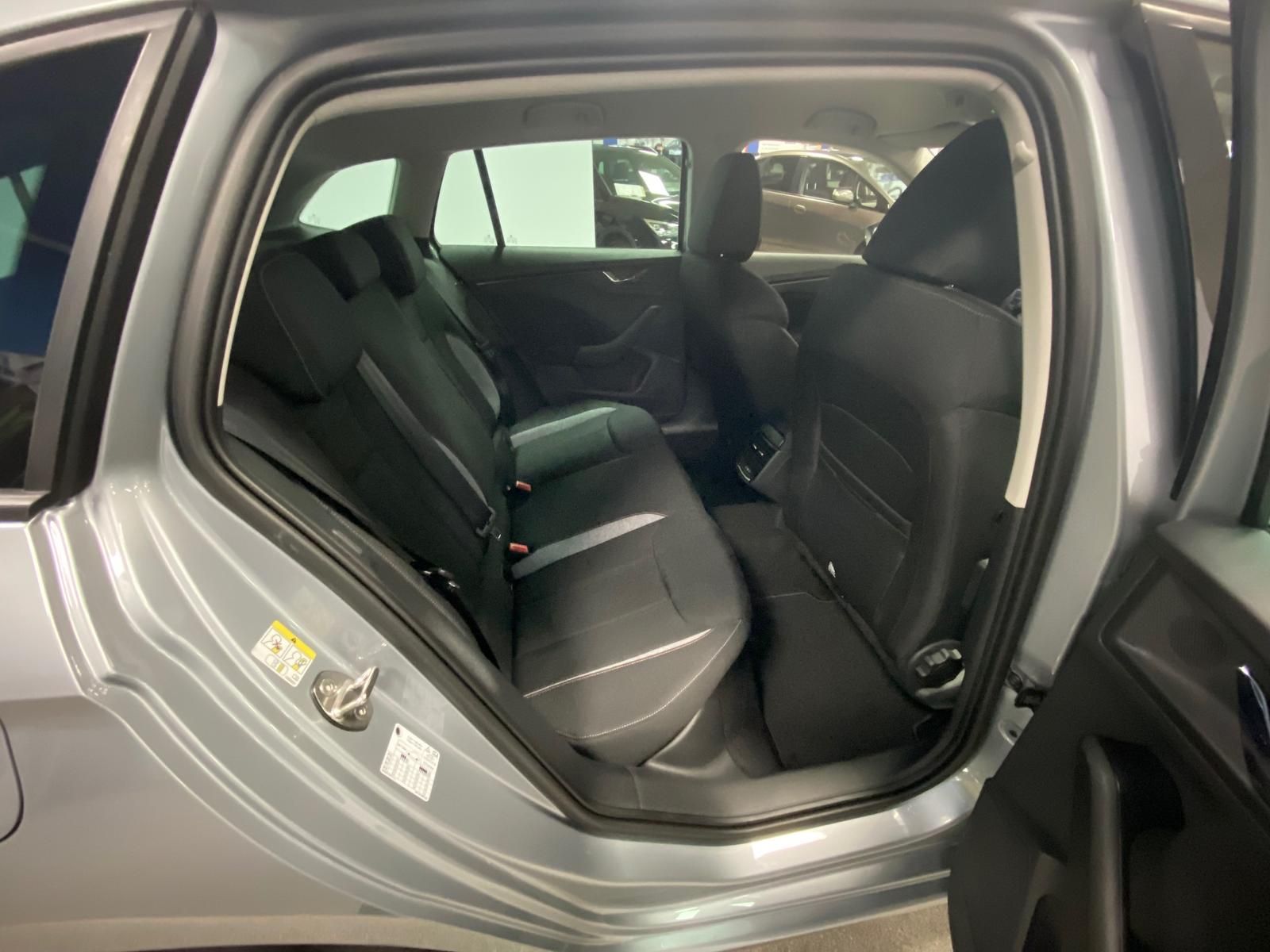 Fahrzeugabbildung SKODA Scala 1.0 TSI Selection APP+KLIMA+RFK+SITZHEIZ++