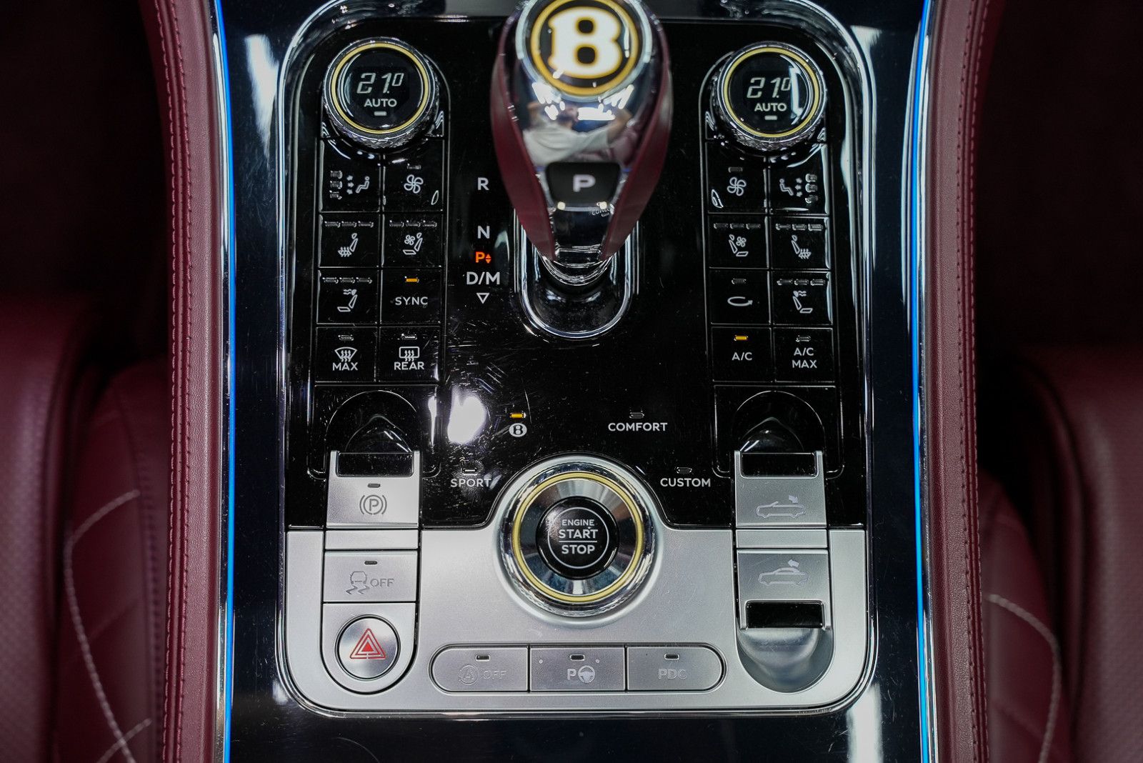 Fahrzeugabbildung Bentley Continental GTC 100years FirstEdition W12 CARBON