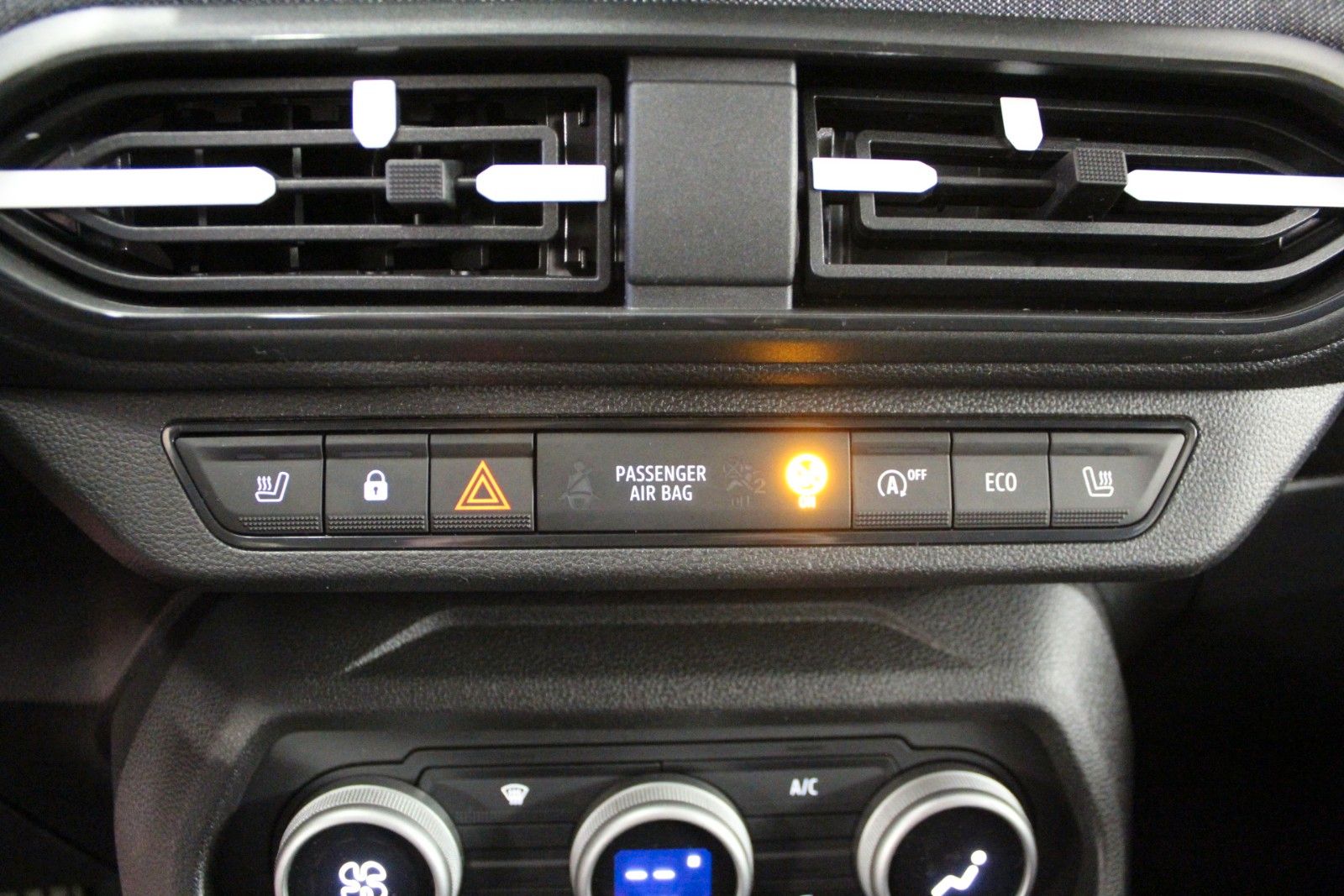 Fahrzeugabbildung Dacia Sandero Expression ECO-G 120 *Sitzhz*LPG