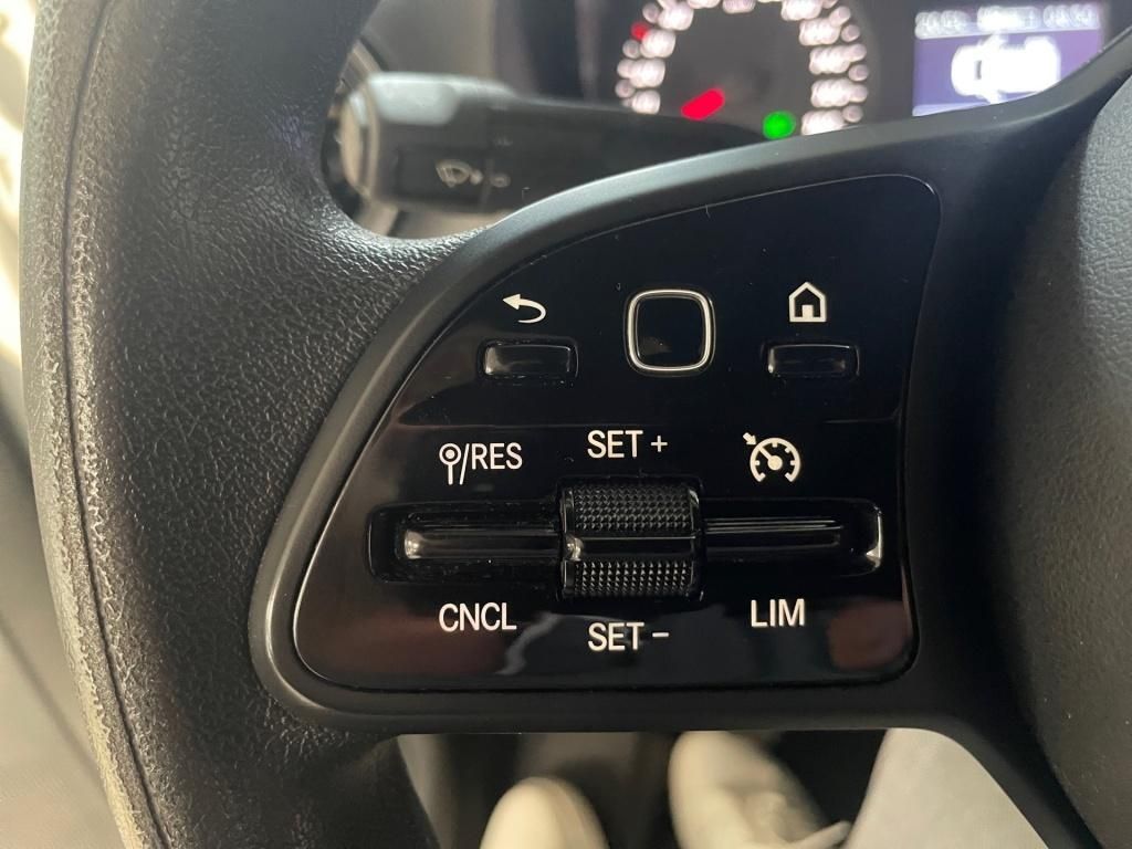 Fahrzeugabbildung Mercedes-Benz Sprinter 317 Kasten L3H2 Schwingsitz RFK MBUX