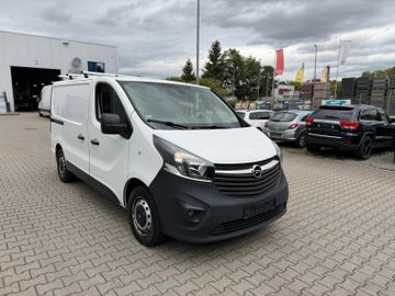 Opel Vivaro - 1