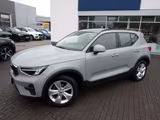 Volvo XC40 T2 Essential 2WD - Volvo XC40 Essential mit Benzin-Antrieb