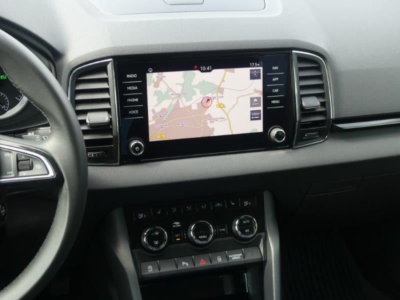 Fahrzeugabbildung SKODA Karoq 2.0 TDI DSG 4x4 Style NAV*KAM*BT*TEMPOMAT