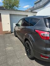 Ford Kuga 2,0 EcoBoost 4x4 178kW Vignale Autom. V... - Ford Kuga: 2x4
