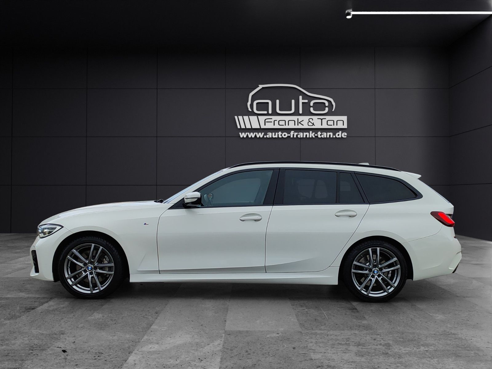 Fahrzeugabbildung BMW 330 d Touring xDrive M Sport/AHK/Hifi/Led/1.Hand