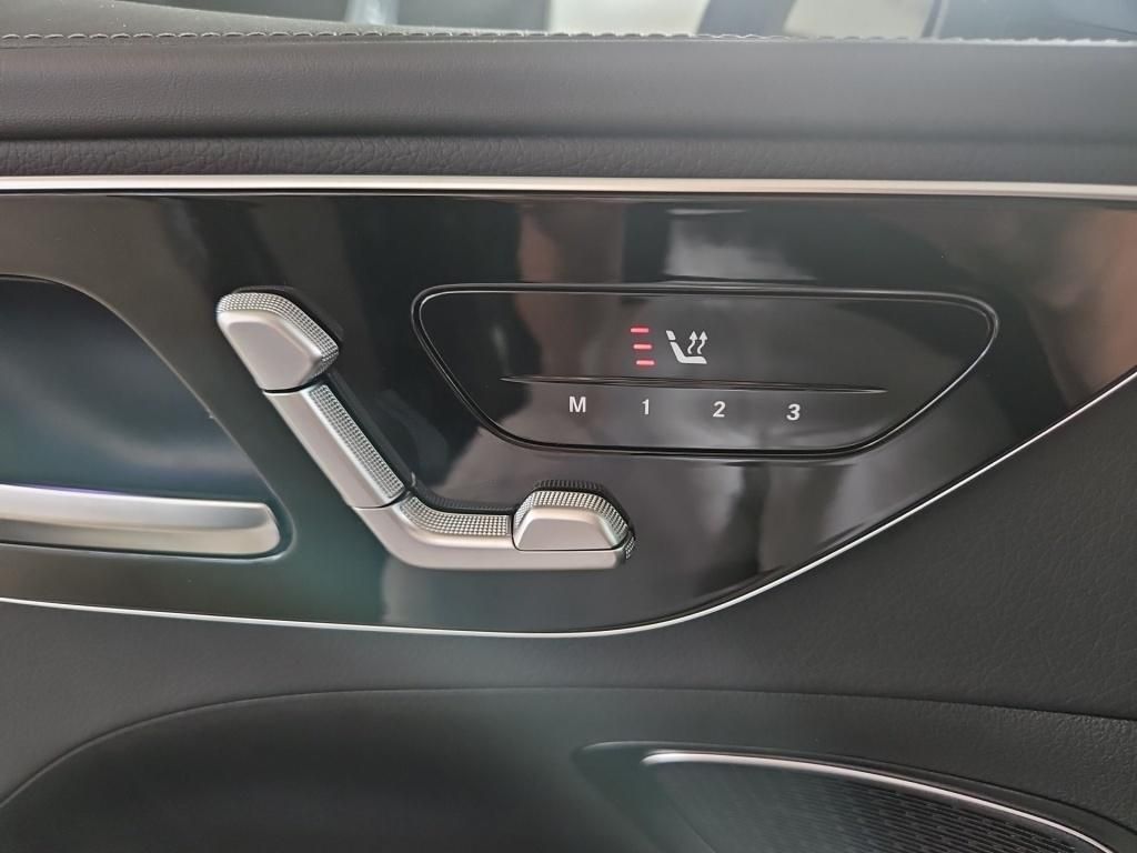 Fahrzeugabbildung Mercedes-Benz C 300 e T +EDITION-AMG+AHK+DIGITAL+SOUND+PRESAFE