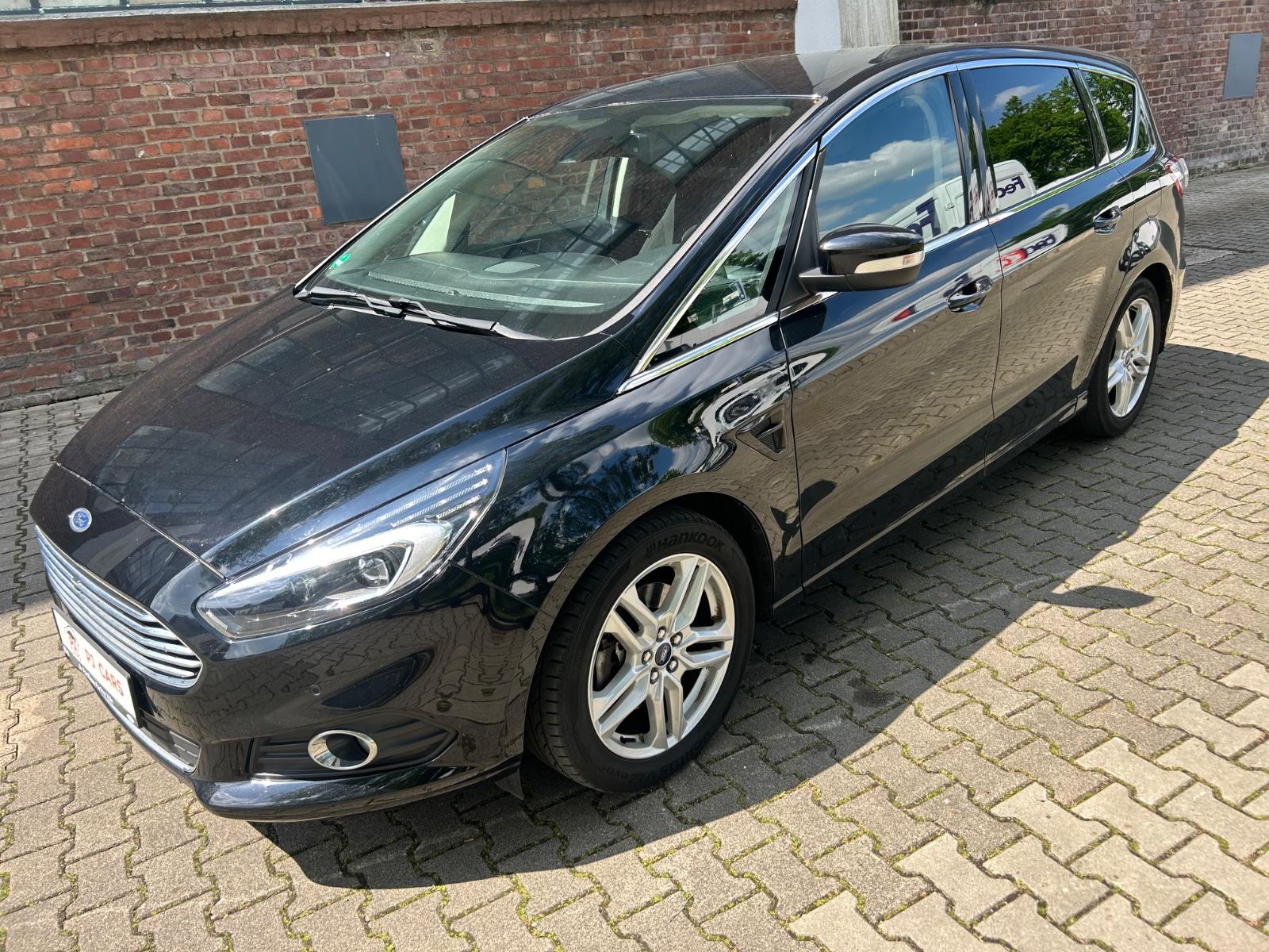 Ford S-Max S-MAX Titanium**Xenon**Navi**Euro6**